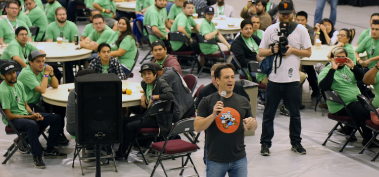 Head of Xbox Phil Spencer warms up the fan fest army before the show