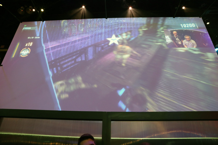 embarrassing myself on the Arkham Knight big screen