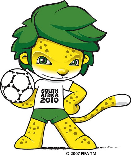 World-Cup-Mascot-wallpaper-4-424x500.jpg