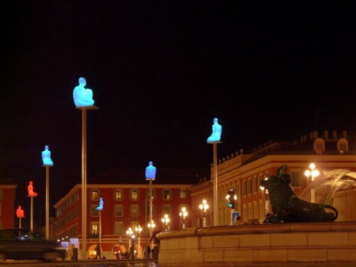 statues_place_massena.jpg