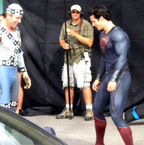 0831-henry-cavill-superman-costume-01-480x482.jpg