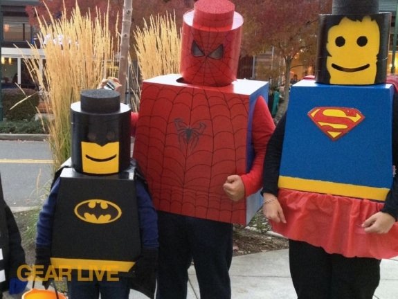 lego-superhero-halloween-costumes-036_medium.jpg
