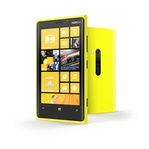 nokia-lumia-920-yellow-2-devices.jpg