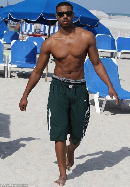 Michael-B-Jordan-Shirtless-Beach-Lovebscott-000.jpg