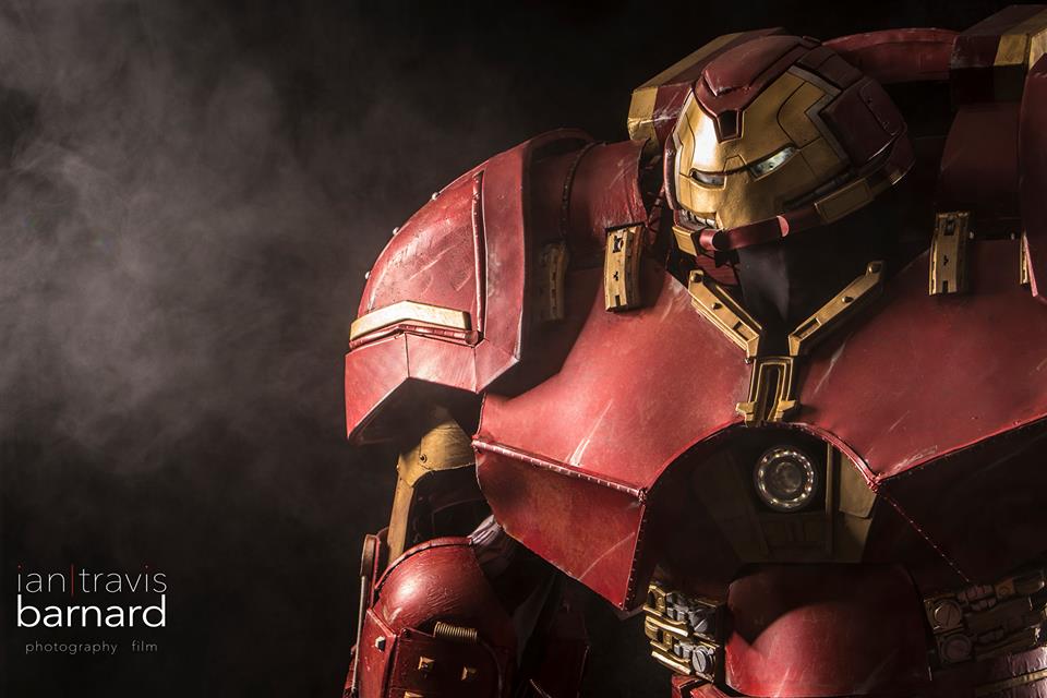 hulkbuster with iron man inside