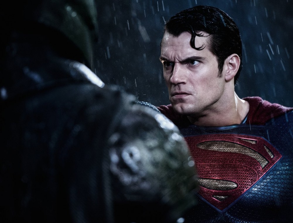 batman-vs-superman-image-henry-cavill