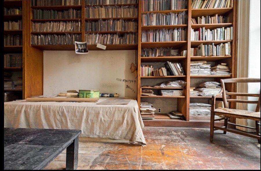 2 the Louise Bourgeois House   Louise Bourgeois in her home studio in 1974.   The New York Times.jpeg