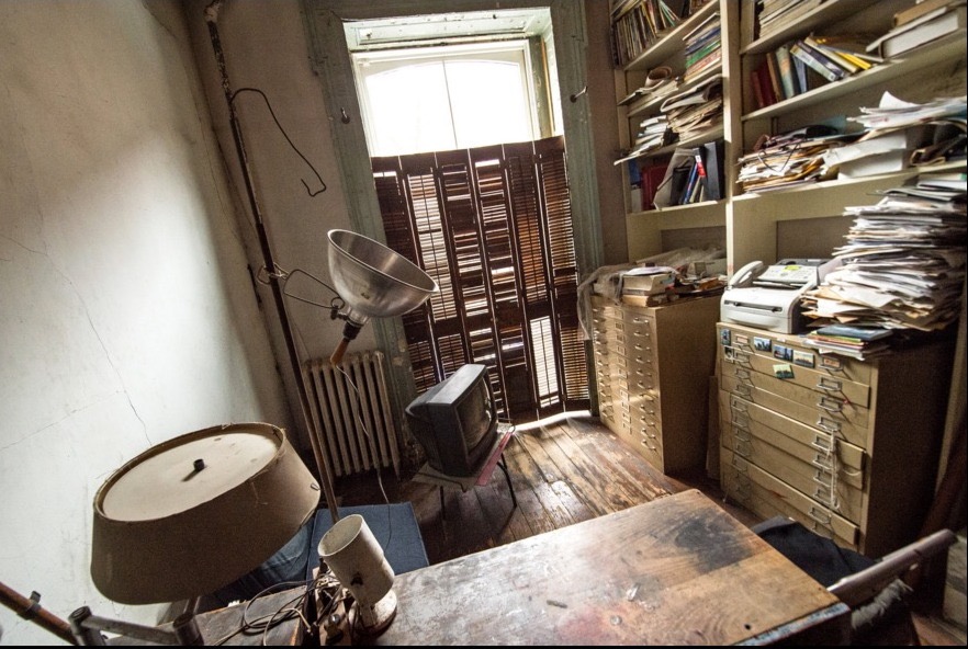 Inside the Louise Bourgeois House   Louise Bourgeois in her home studio in 1974.   The New York Times.jpeg