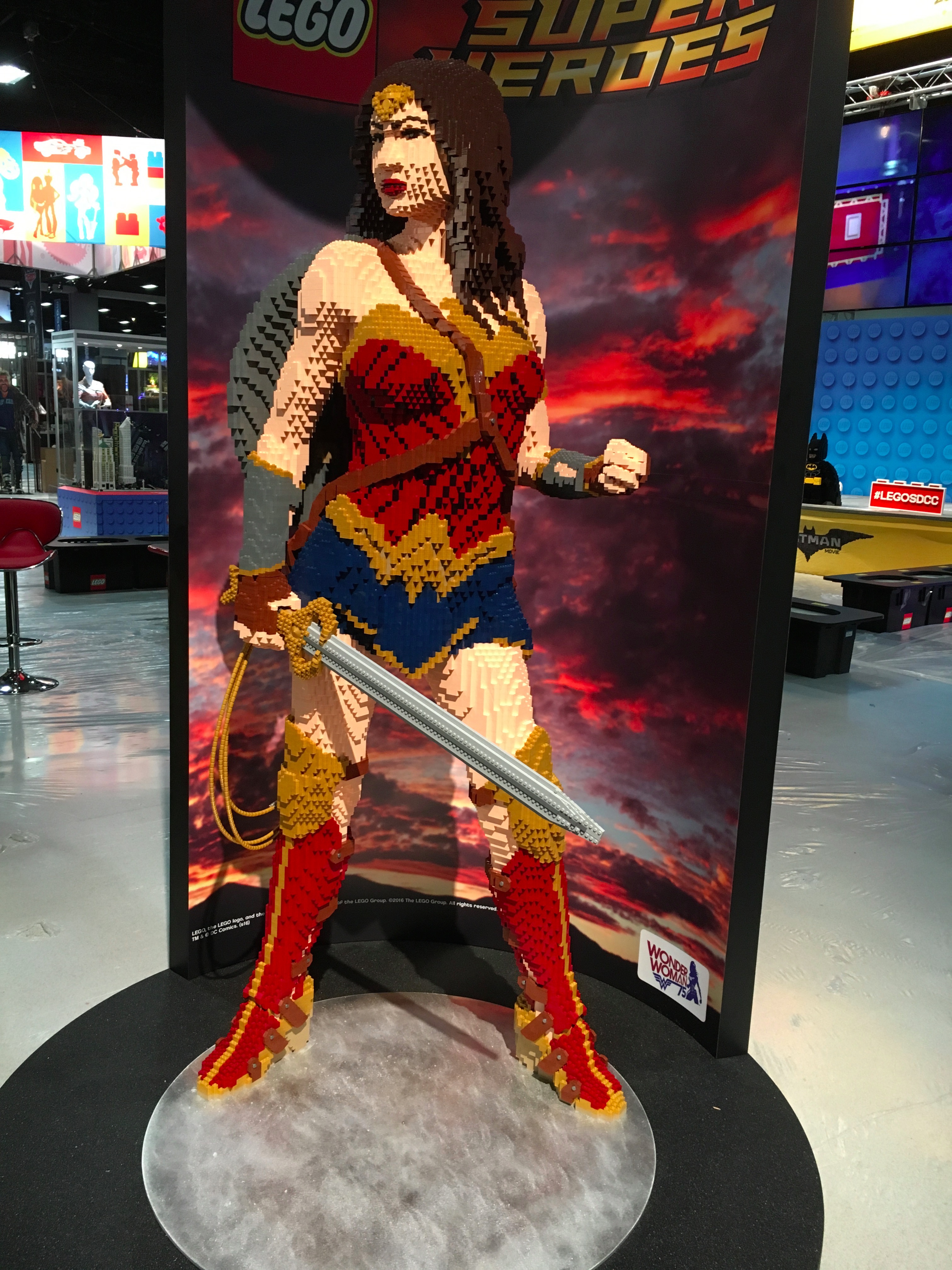 SDCC2016-d01preview-18.JPG