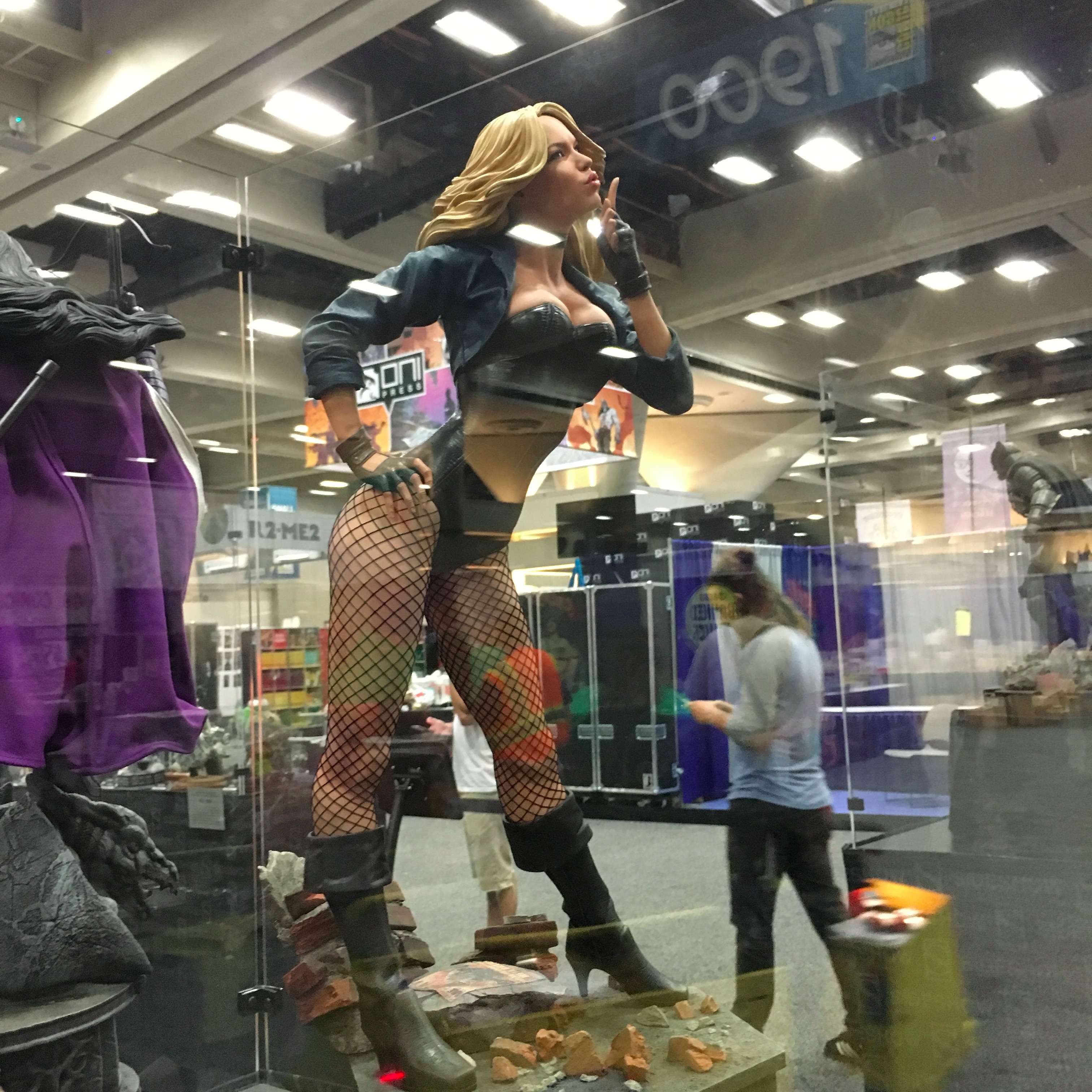 SDCC2016-d01preview-75.JPG