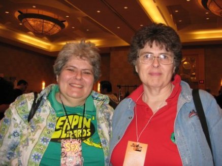 Ellen and Irene Vartanoff SPX 2007.jpg