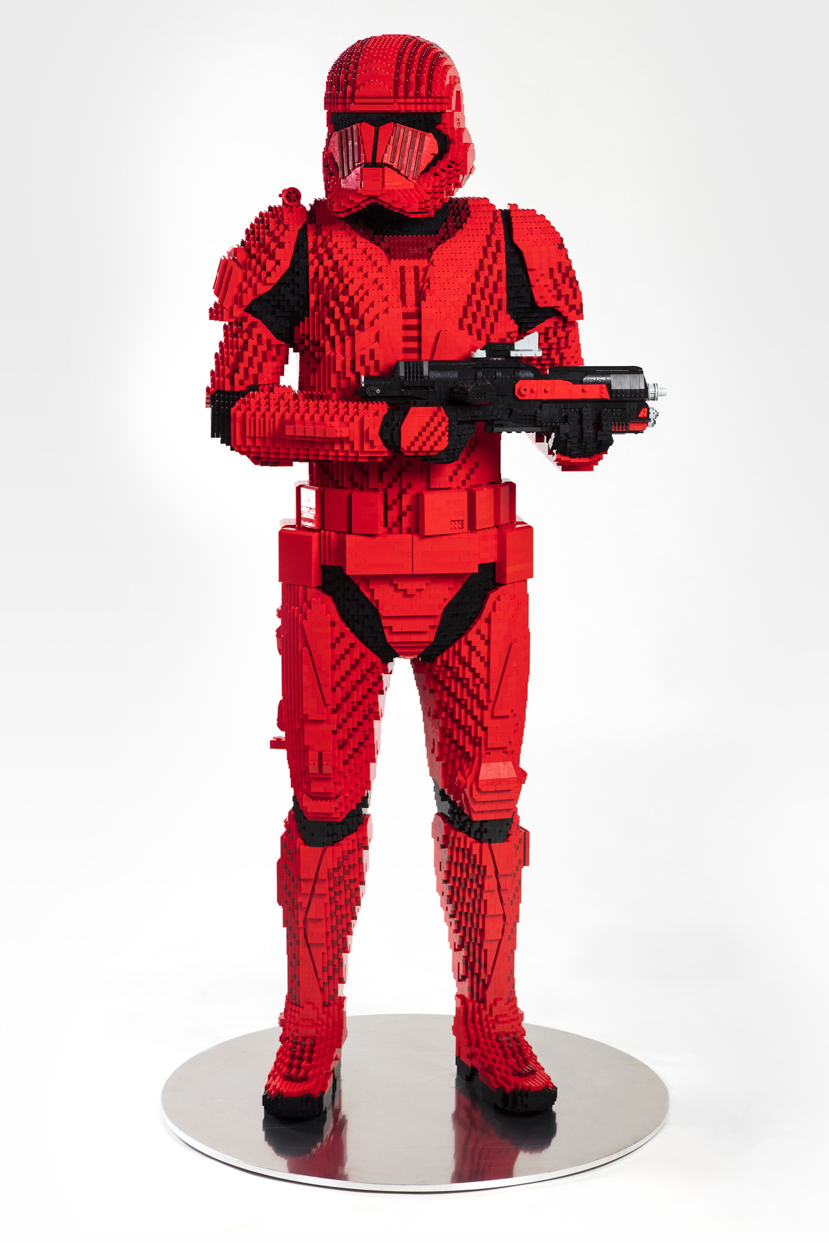 LEGO_Sith_Trooper_SDCC2019_Front.jpg