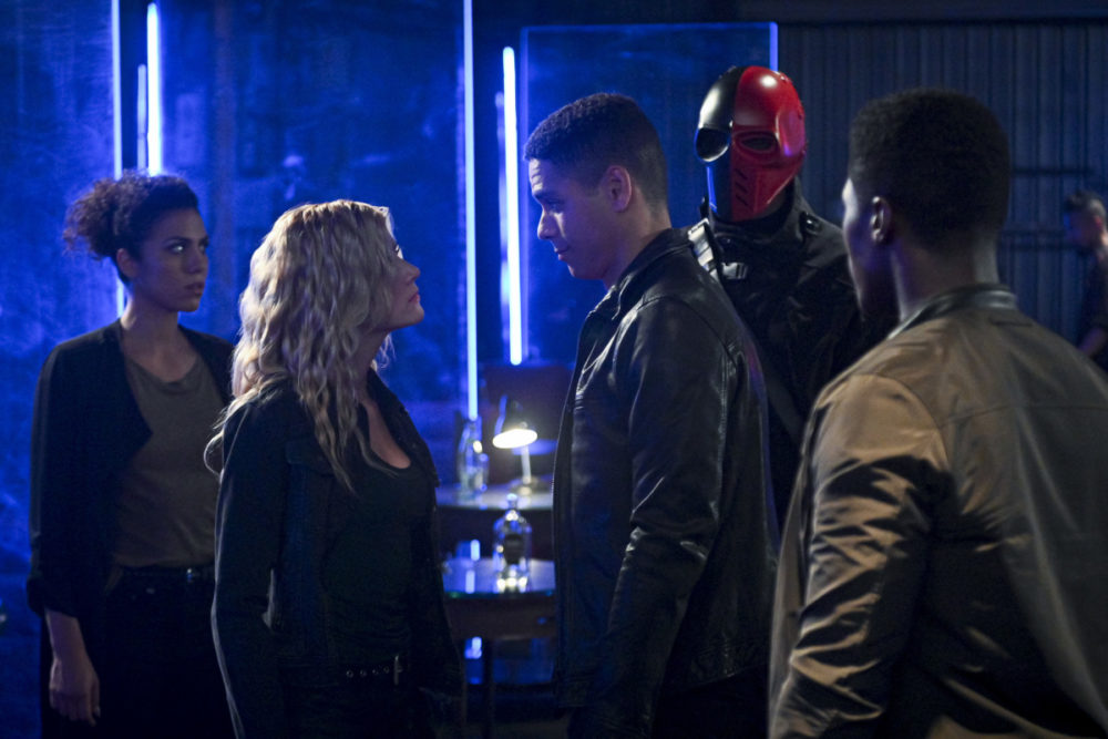 Charlie Barnett in ARROW S8E2