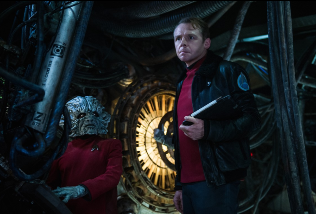 Simon Pegg and friend in Star Trek Beyond