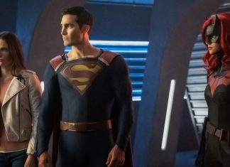 Superman & Batwoman will team up in next year’s CW DC crossover