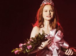 TRICK OR BEAT: Have you spotted these 19 STEPHEN KING references?