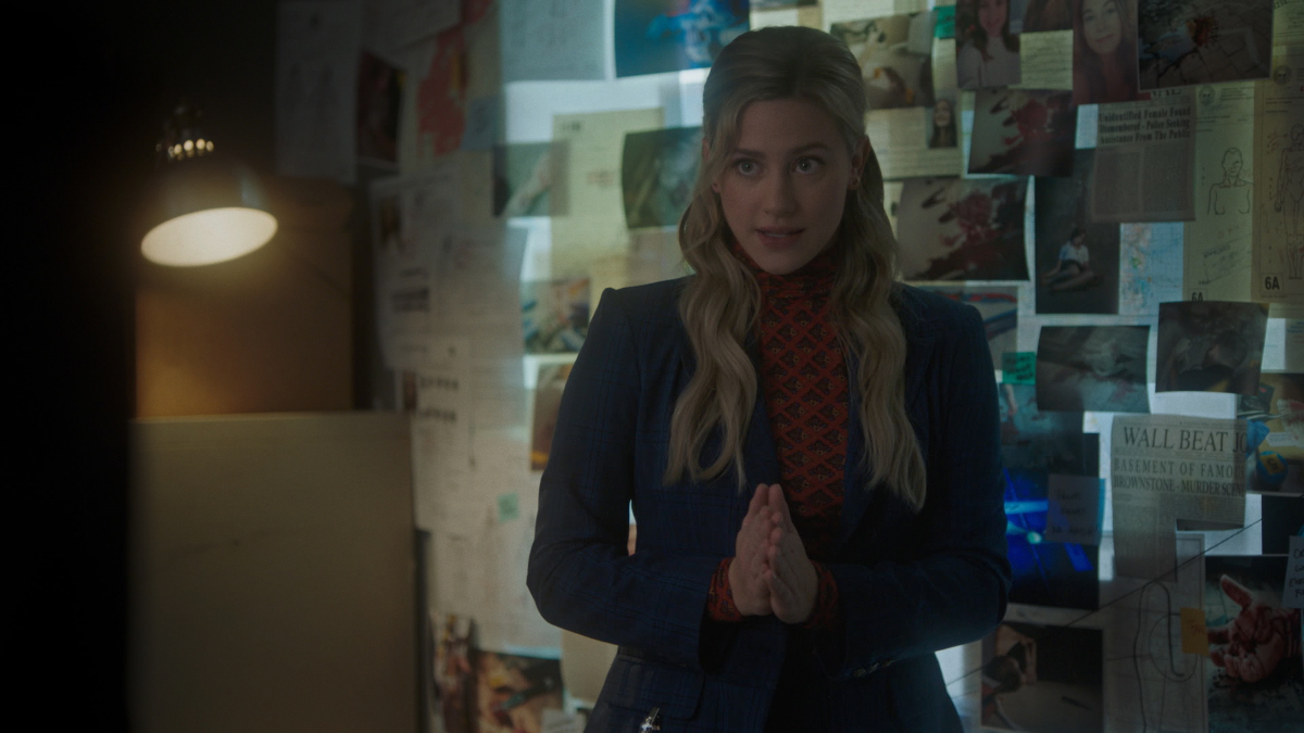 Betty Cooper reenacts her favorite Charlie Day meme on Riverdale