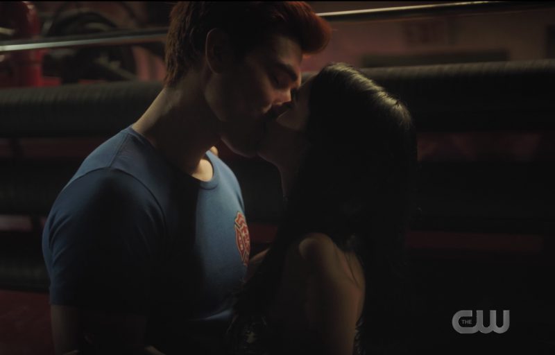 Veronica and Archie kiss for the first time in 7 years on Riverdale