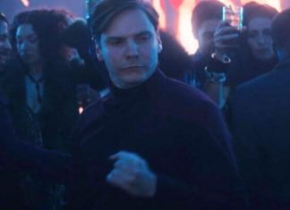 Fans demand that Marvel #ReleaseTheZemoCut #REleaseTheZemoCut burhl dancing