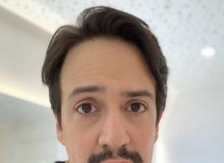 FANDOM FLAMES: The fall of one Lin-Manuel Miranda Lin-Manuel Miranda, king of the cringe lip biting meme