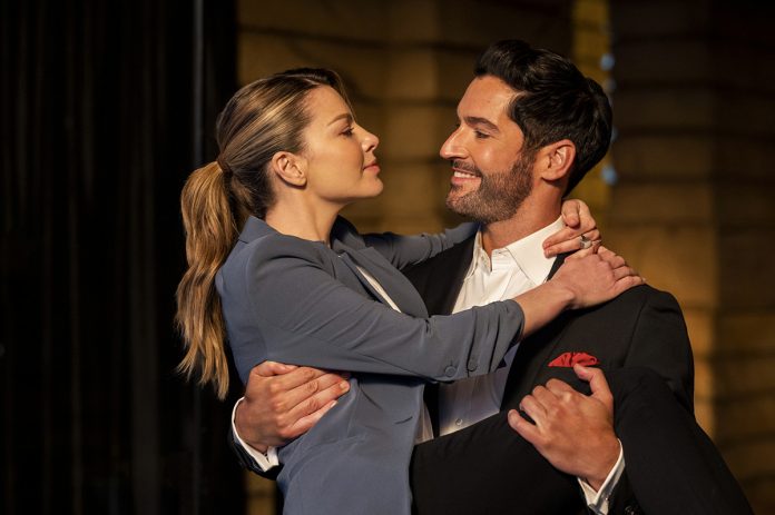 LUCIFER_603_Unit_02220R Lucifer and Chloe