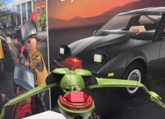 NYCC ’22: Playmobil shows off the Klingon Bird of Prey and more