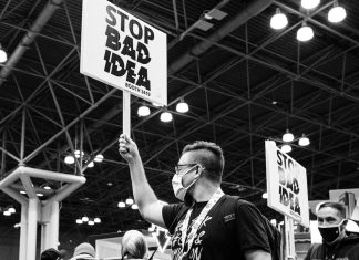 NYCC ’22: The STOP BAD IDEA booth sells out