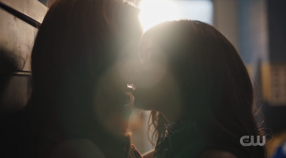 Cheryl Blossom and Toni Topaz kiss on Riverdale