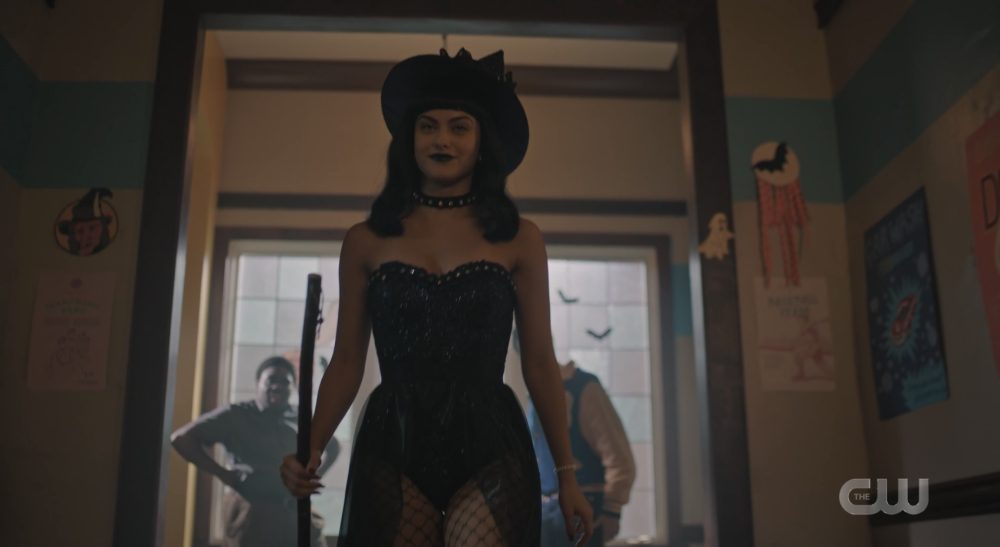 Veronica Lodge dresses up as a witch for Riverdale High on Halloween