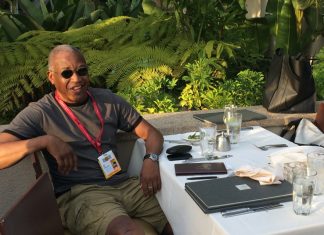 Calvin Reid wins 2023 Tom Spurgeon Award