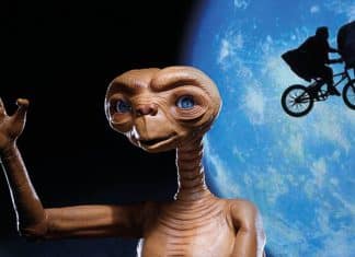 Impressively detailed E.T. build-up model coming to NYCC