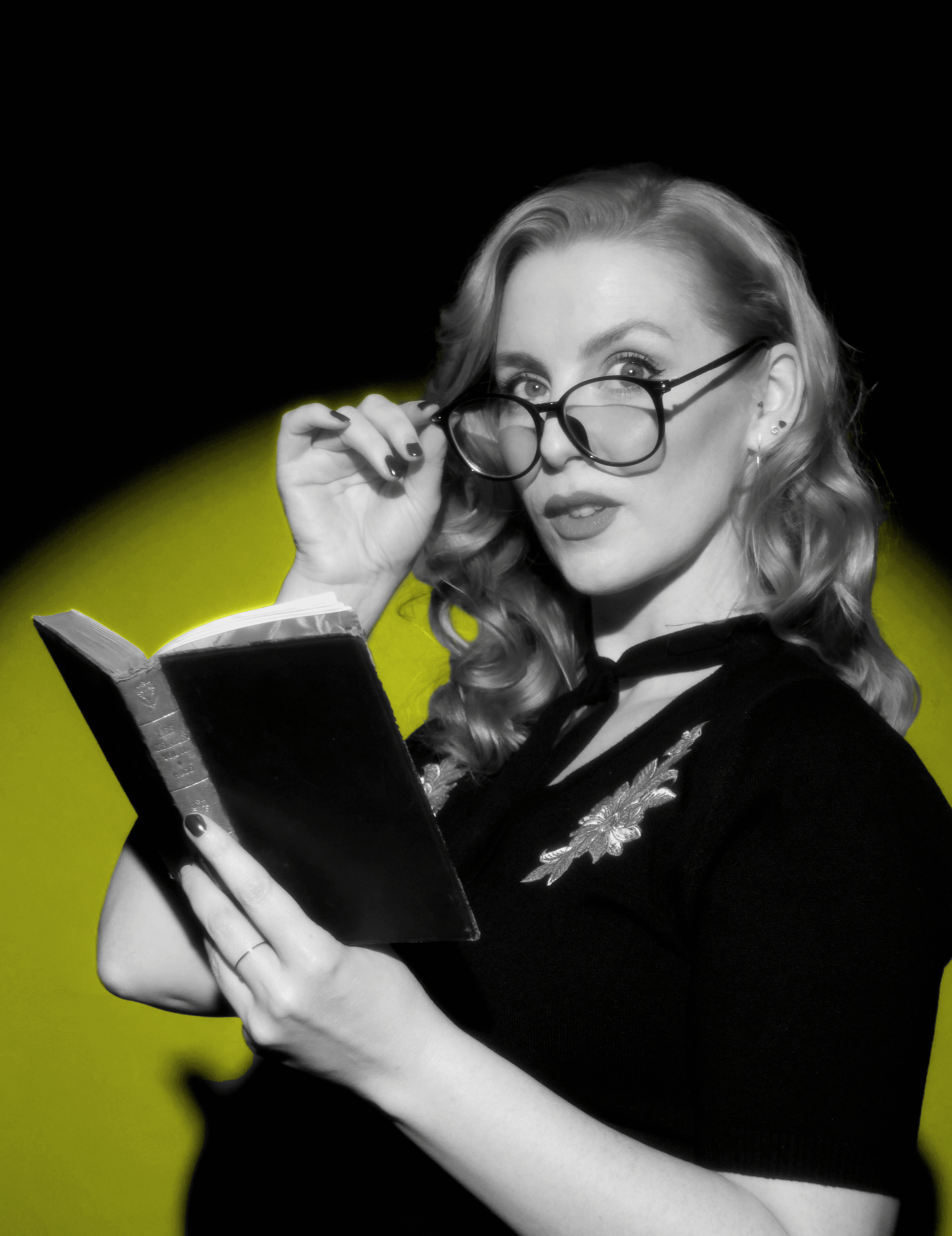 Harley_yellow-BG.png