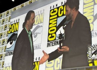 SDCC ‘24: Keanu Reeves awarded Inkpot at the BRZRKR panel Keanu Reeves receives Inkpot Award in Hall H at San Diego Comic-Con 2024 photo by Robert Powers