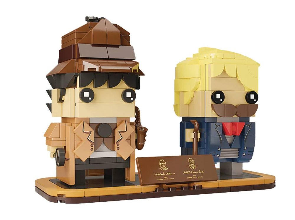 Pantasy Sherlock Holmes and John Watson figures