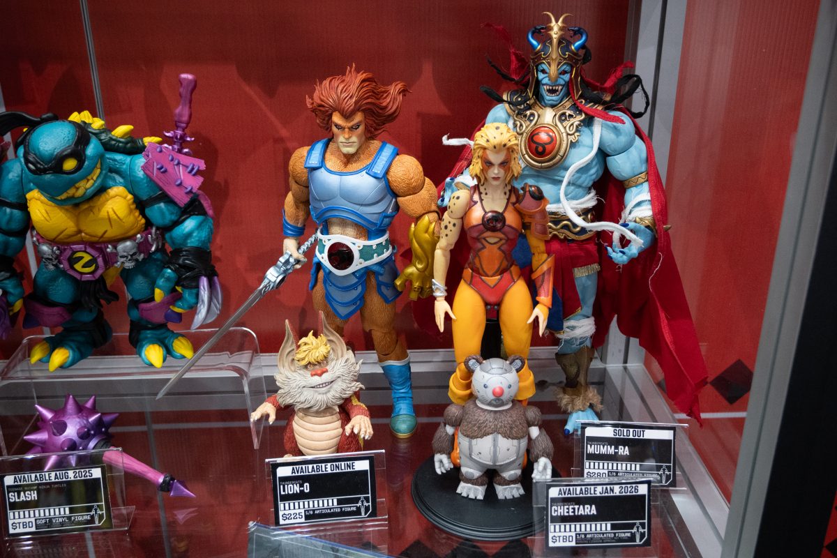 Mondo's THUNDERCATS Mondoverse figures with debuting Cheetara and Ro-Bear. Lion-O and Snarf on the left and Mumm-Ra on the right. 
