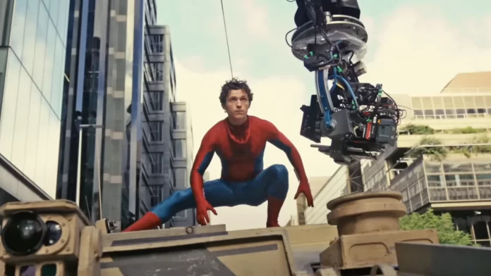 Tom-Holland-Spider-Man-Brand-New-Day Tom Holland behind the scenes of Spider-Man: Brand New Day