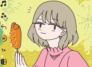 Beat’s Bizarre Adventure: FLASH POINT shocks and awes high school girl wearing a black top with pink sleeves holds a corn dog.