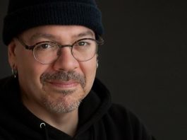 Greg Rucka describes “toxic” culture during his previous run at DC Greg Rucka