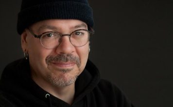 Greg Rucka describes “toxic” culture during his previous run at DC Greg Rucka