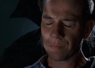 Halloween Beat: THE NIGHT FLIER is horror as urban legend Richard Dees finally confronts Dwight Renfield in The Night Flier