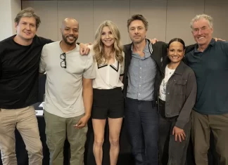 SCRUBS revival premiere date announced The cast of Scrubs stand together outside of the first 2025 table read.