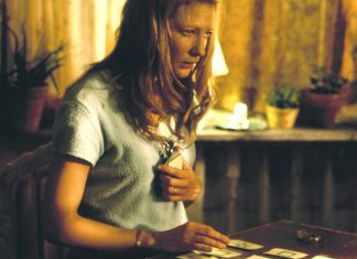 Halloween Beat: THE GIFT is a perfect Southern Gothic mystery for Halloween the gift