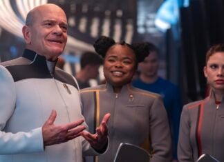 TV Review: What grade does STAR TREK: STARFLEET ACADEMY deserve? The Doctor speaks as Sam and Genesis look on.