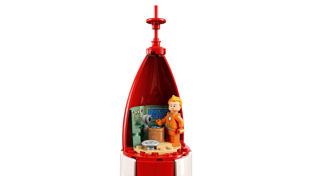 LEGO Ideas Tintin Moon Rocket removable top