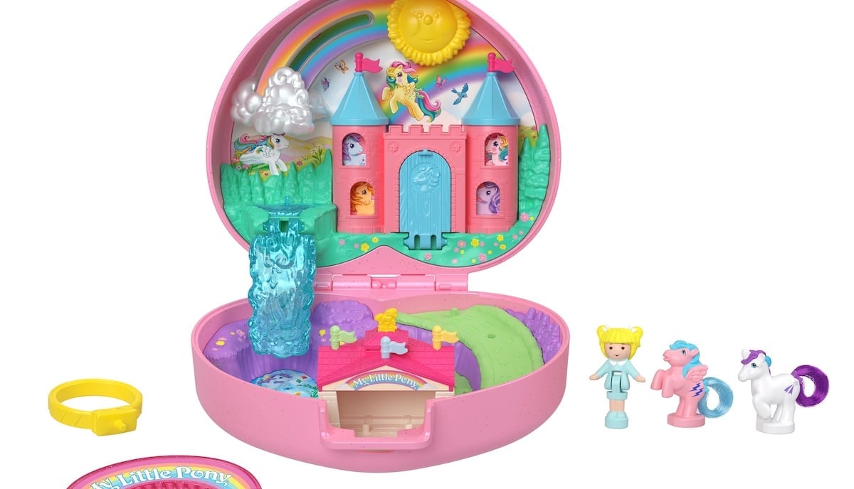 MLP PP Compact The My Little Pony Polly Pocket Compact, a San Diego Comic-Con 2026 exclusive collaboration between Mattel and Hasbro
