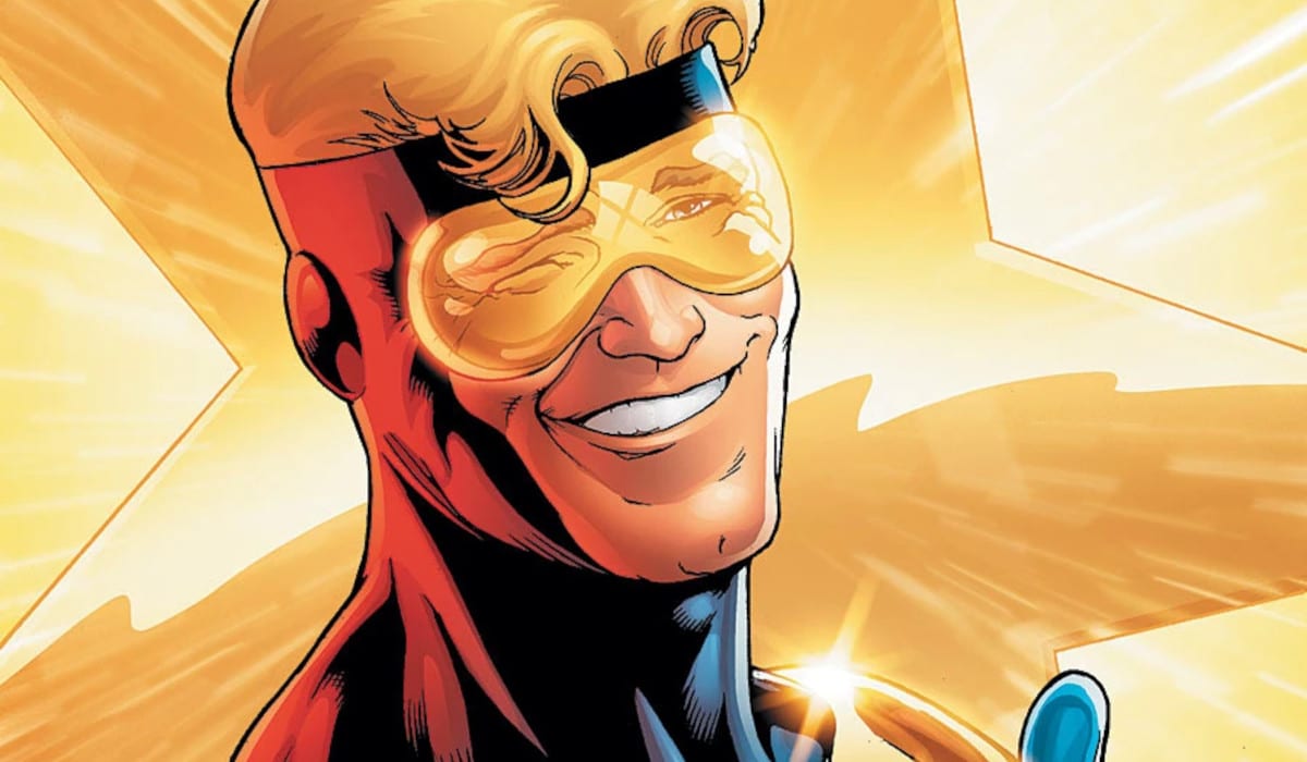 Booster Gold #32 2010 Detail of Booster Gold #32 (2010)'s cover by Kevin Maguire